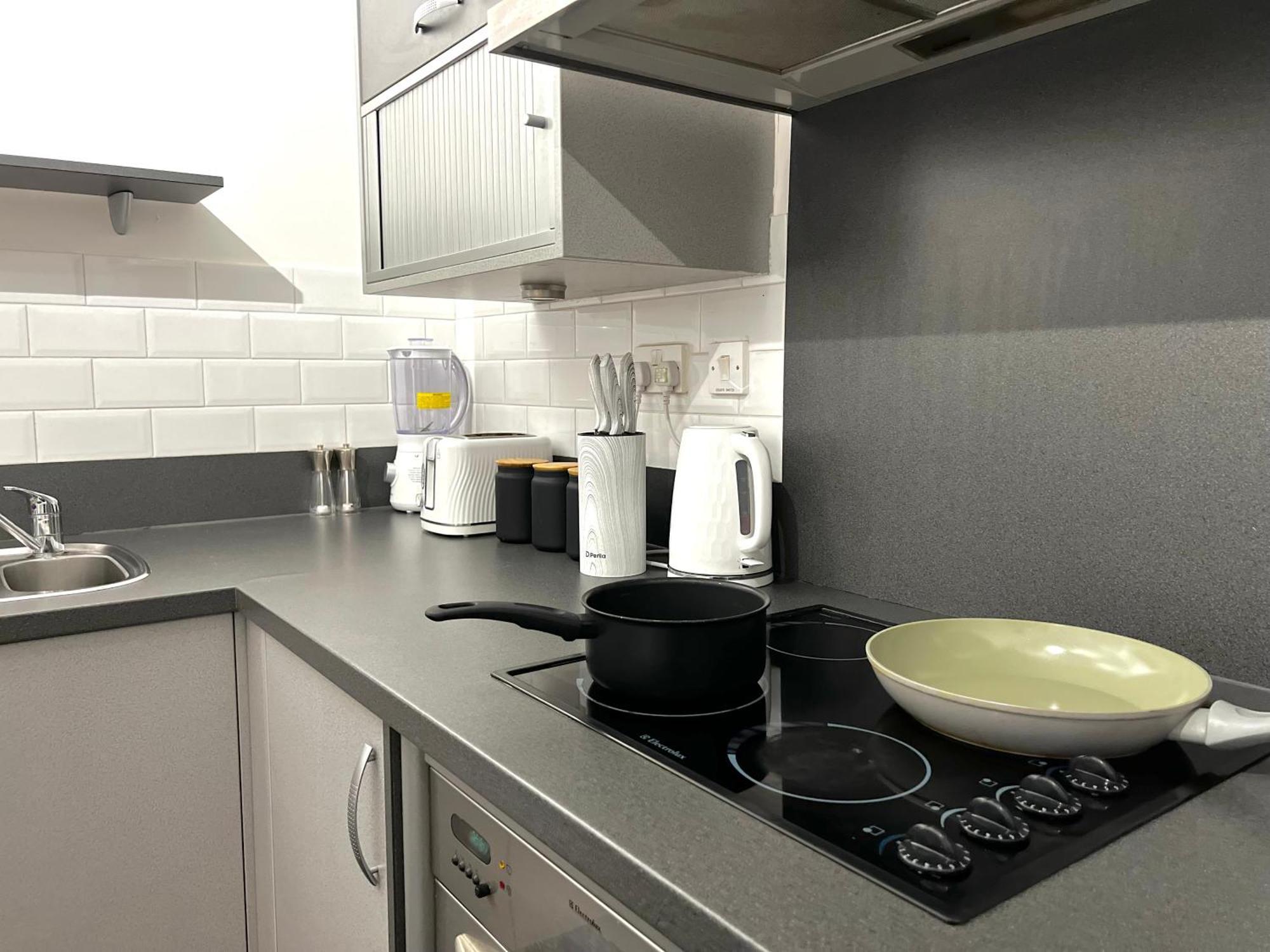 Apartment City Centre Escape - Stylish And Serene 1Br *