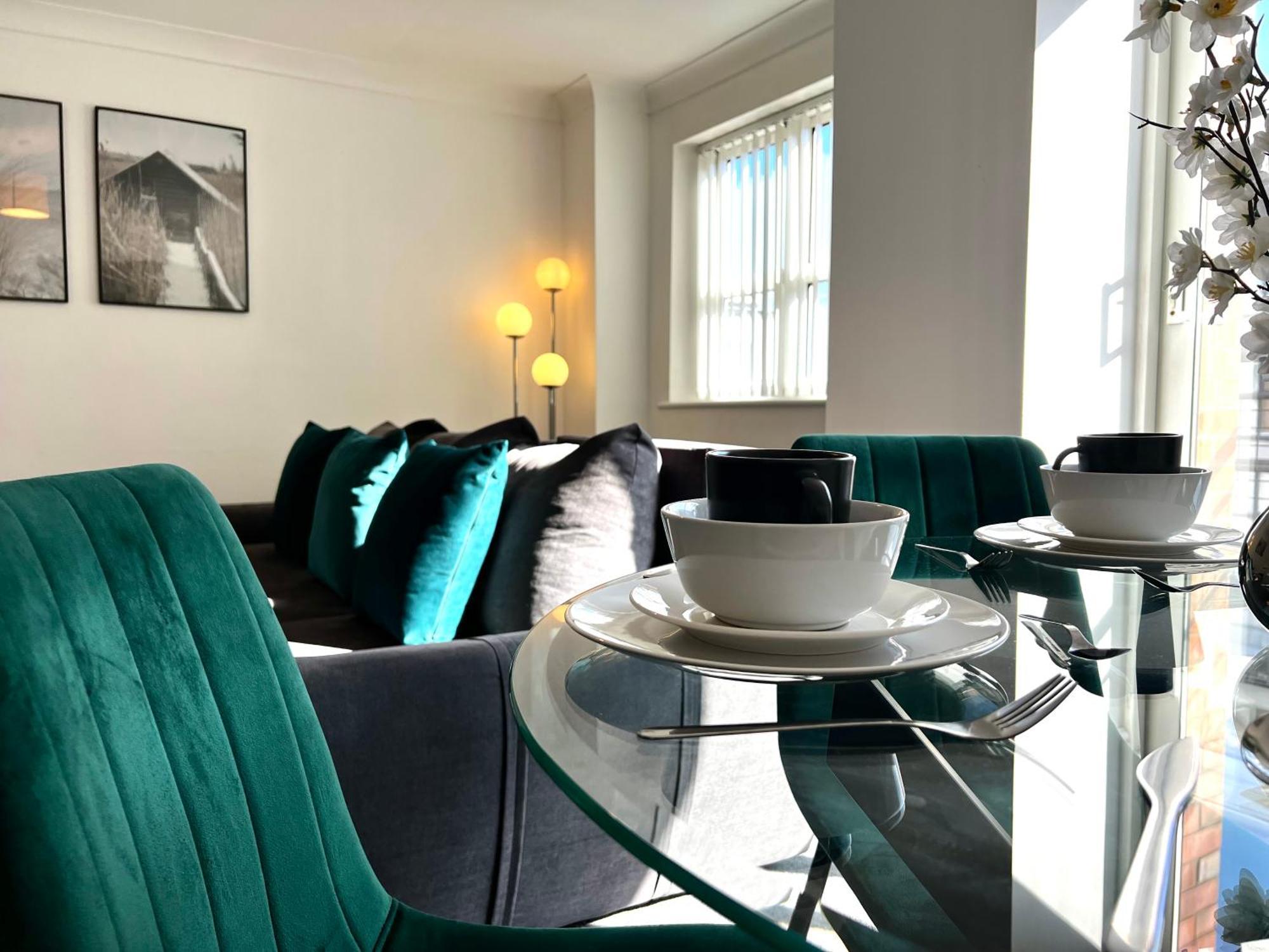 City Centre Escape - Stylish And Serene 1Br *